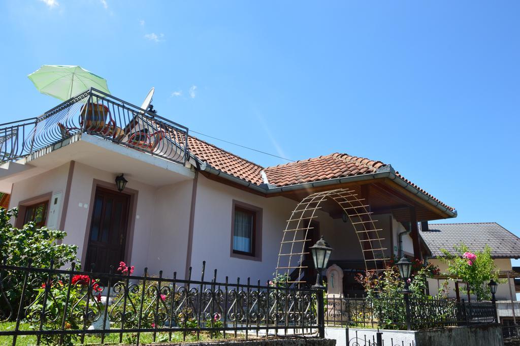 Resting House Oaza Vila Bihać Exterior foto